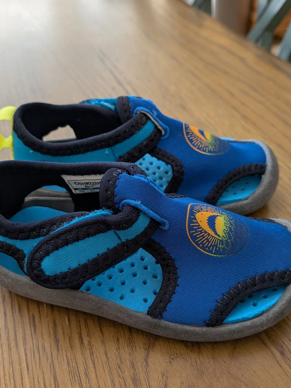 OshKosh B'gosh Kids Water Shoes , Toddler Sz. 5